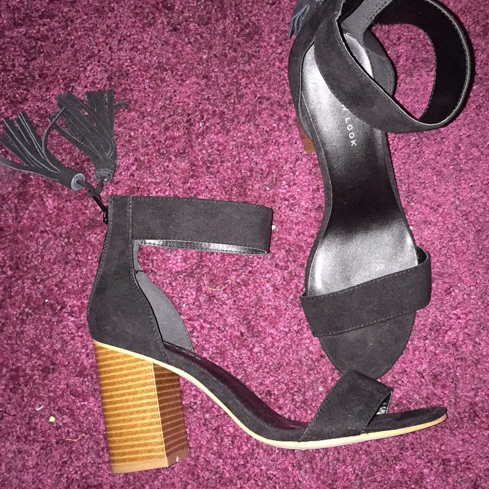 Sandal heels - UK brand - New Look